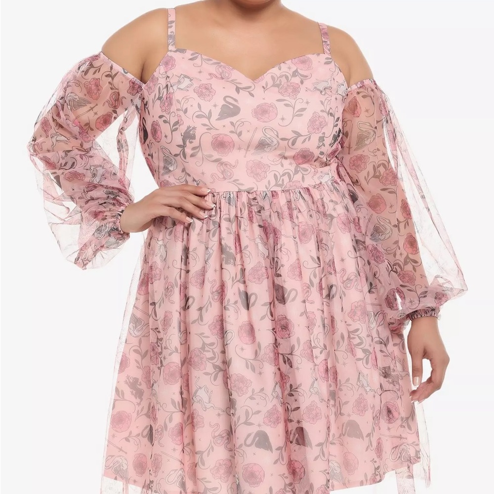 Netflix The School for Good and Evil Hot Topic Pink Floral
